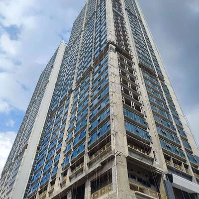 Unitized curtain wall installation progressing on the Foshan Tianyue high-rise apartment tower